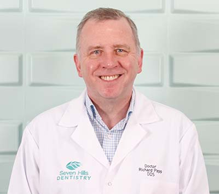 Dr. Richard Papp